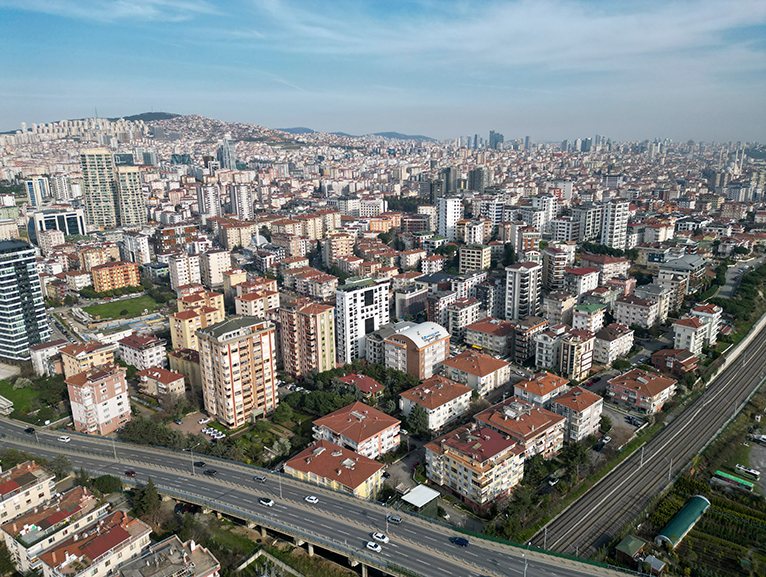 1. EL KONUT SATILARI OLMASI GEREKENN SADECE YARISI